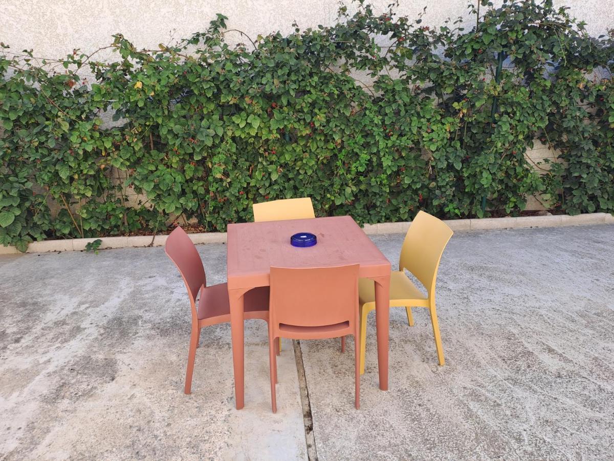 Appartement avec extérieur et parking gratuit Perpignan Extérieur photo